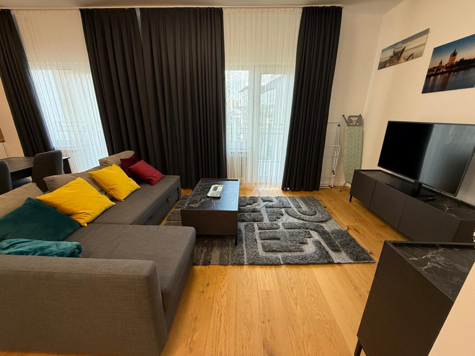 Domloge Lofts & Apartment